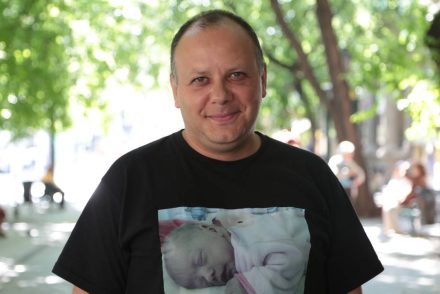 Damu Roland valójában nem vált el kislánya anyjától