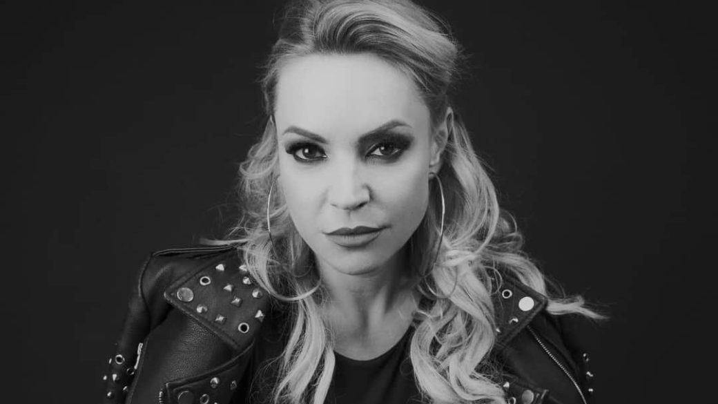 sari evi byealex x faktor