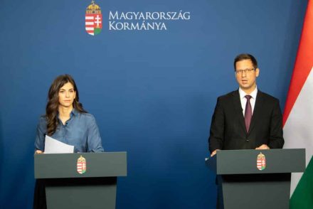 Kormányinfó: A harmadik oltáshoz fogják kötni a védettségi igazolványt