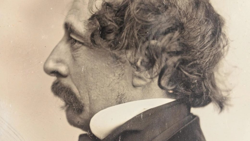 Charles Dickens foto bajusz