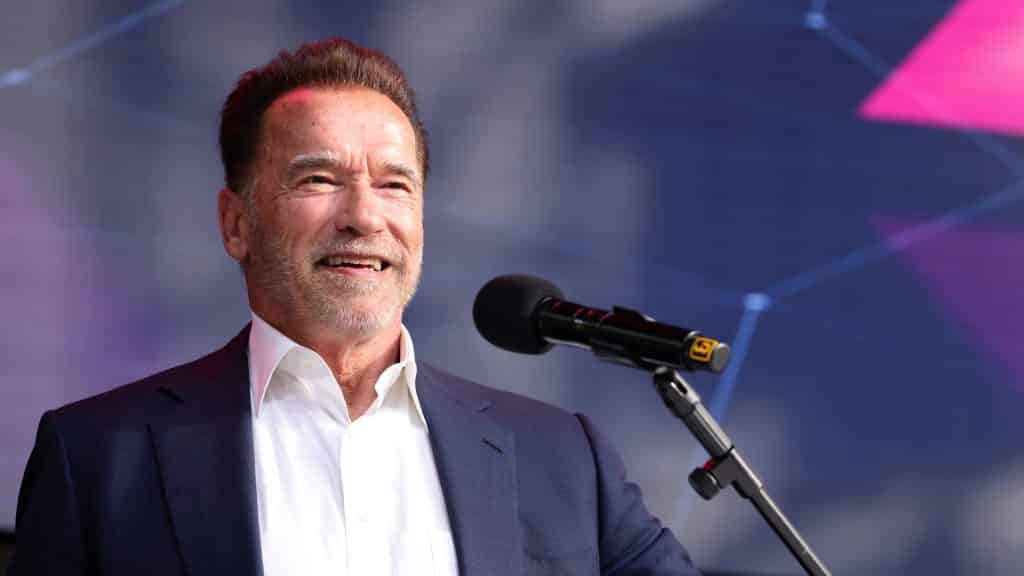 Arnold-Schwarzenegger-Autobaleset