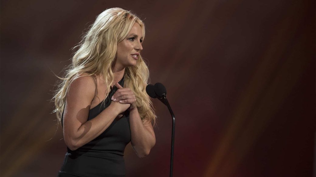britney-spears-gyamsag-gondnoksag