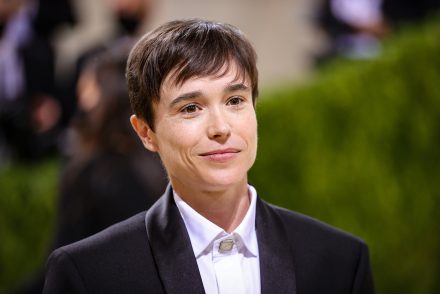 Elliot Page egy négy transznemű barátról szóló dokumentumfilmben producerkedik