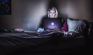 online bantalmazas nok elleni eroszak internetes zaklatas
