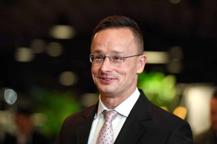 Szijjártó Péter: Ukrajna nem számíthat Magyarország segítségére
