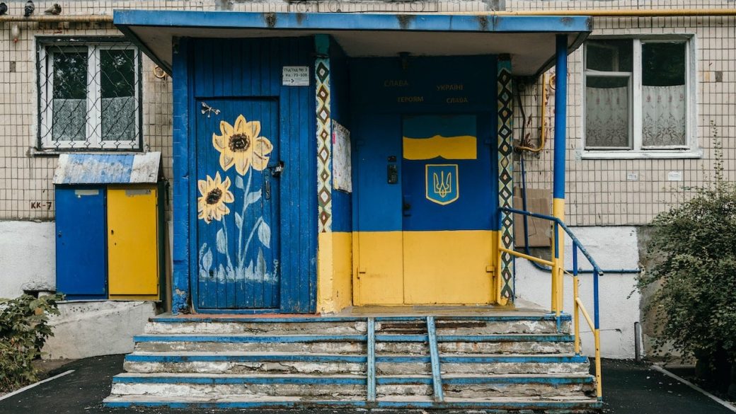 ukrajna-oroszorszag-invazio-valsag-targyaloasztal