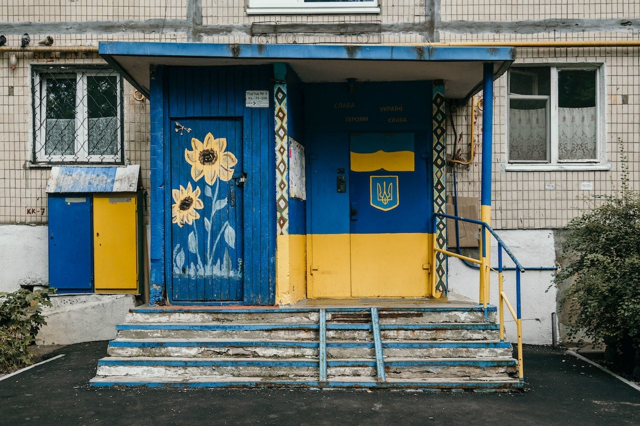 ukrajna-oroszorszag-invazio-valsag-targyaloasztal
