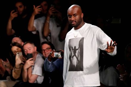 Az Off-White visszatér Párizsba Virgil Abloh tiszteletére