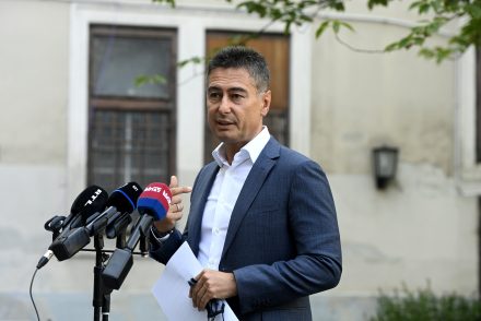 Közleményben jósolt sötét jövőt Zugló polgármestere: Tegnap Iványi Gábor, ma én, holnap bárki