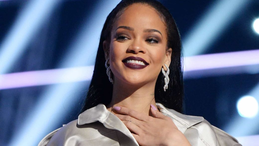 rihanna-enekesno-uj-album-kilencedik-album