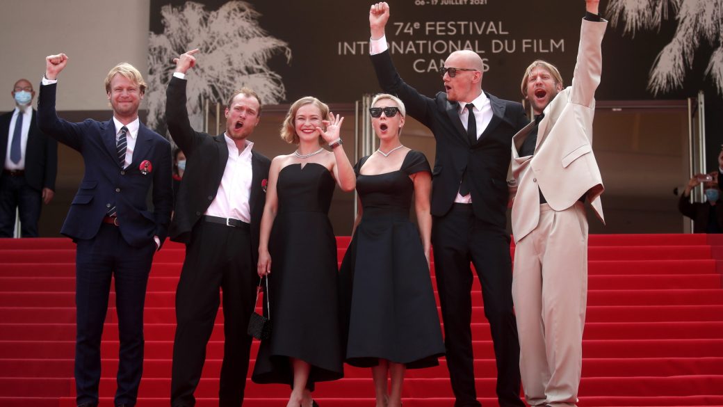 Cannes filmfesztivál orosz delegáció kizárása orosz ukrán konfliktus