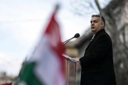 Fideszesek kifütyülték Orbán Viktor beszédét a Békemeneten