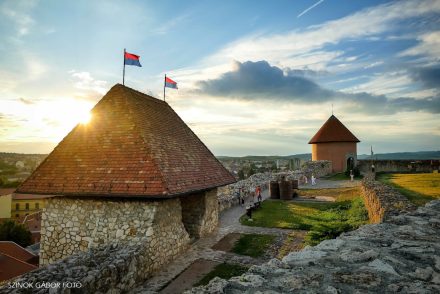 Jelentős adománnyal bővült az egri vármúzeum néprajzi gyűjteménye