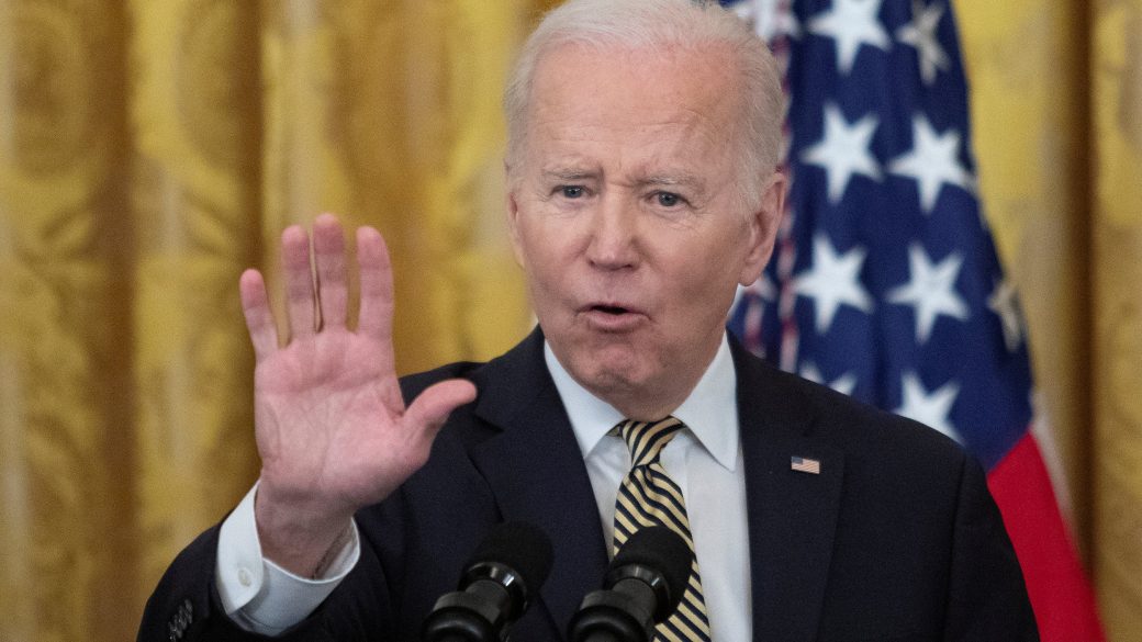 joe biden amerika orosz ukrán háború fegyverszállítmány