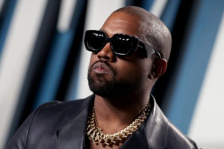 Kanye West még mindig nem bír magával – újra Kim új pasiját veri videóklipjében