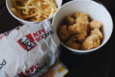 Nem kapott elég csirkét a KFC-ben – senki sem számított rá, hogy ez lesz a reakciója