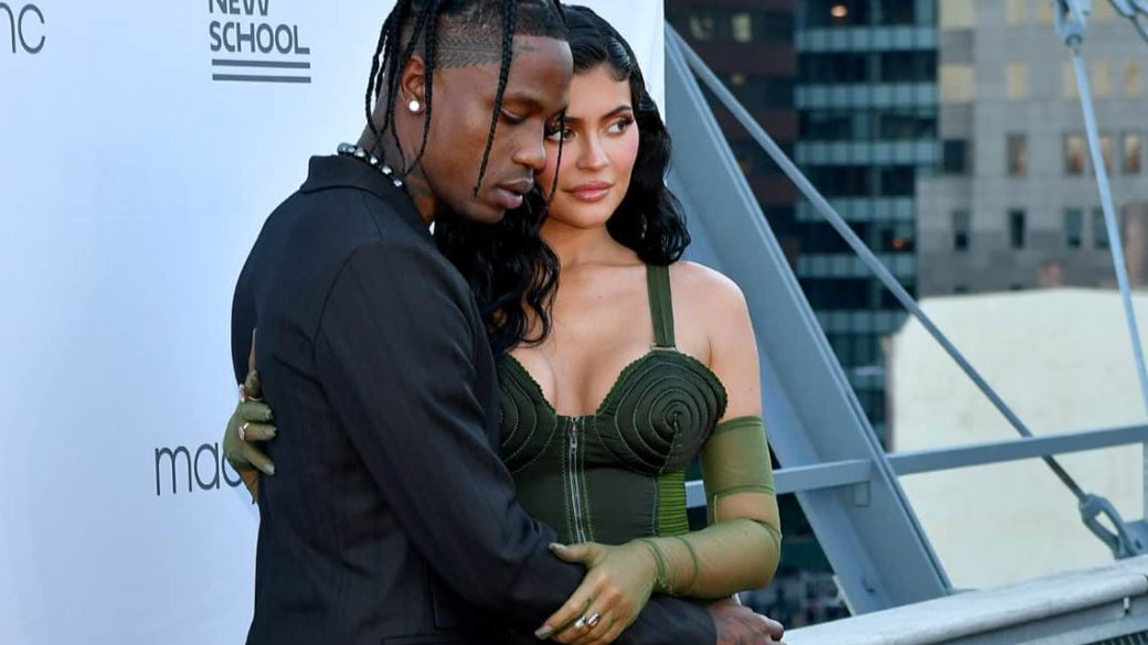 kylie-jenner-travis-scott-gyereke-fia-neve