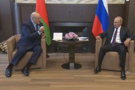 Putyin fegyvereket küld Belarusznak, az ukránok szerint Lukasenko is támadásra készül