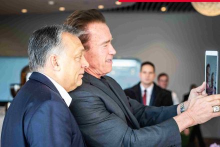 Orbán Viktor Schwarzenegger szavaival kampányol