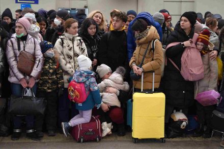 Kiderült, hány Magyarországra érkező ukrán menekültre készül a kormány