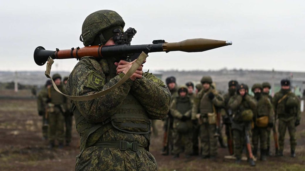 orosz-ukrán háború rakéta ukrán repülőtér