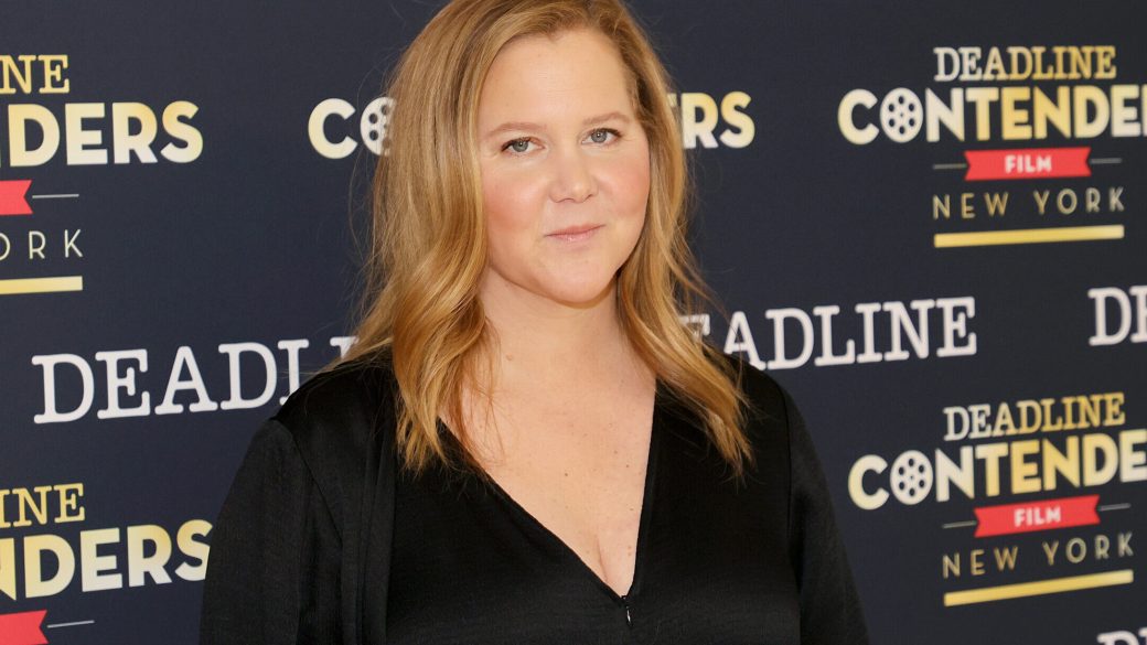 amy-schumer-oscar-2022-viccek
