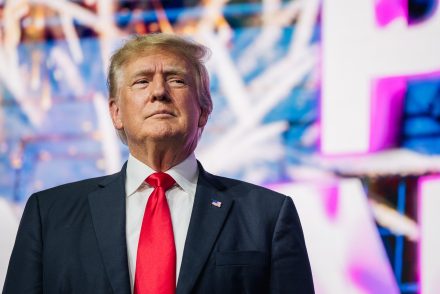 Donald Trump visszatér a Twitterre? A volt elnök is reagált a tulajdonosváltásra