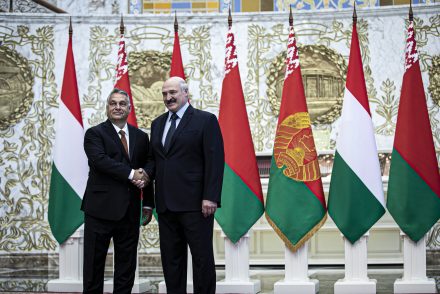 A fehérorosz diktátor is gratulált Orbán Viktornak a győzelméhez