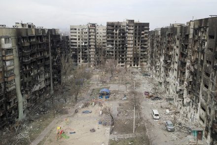 „Megtiszteltetés volt itt harcolni” – Megadásra készülnek az ukránok a földi pokolban, Mariupolban