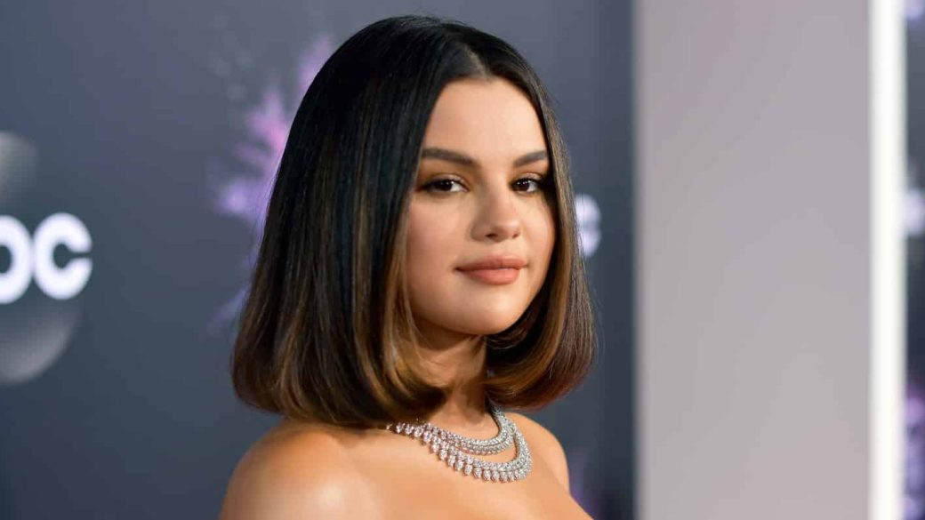 selena gomez enekesno internet mentalis egeszseg