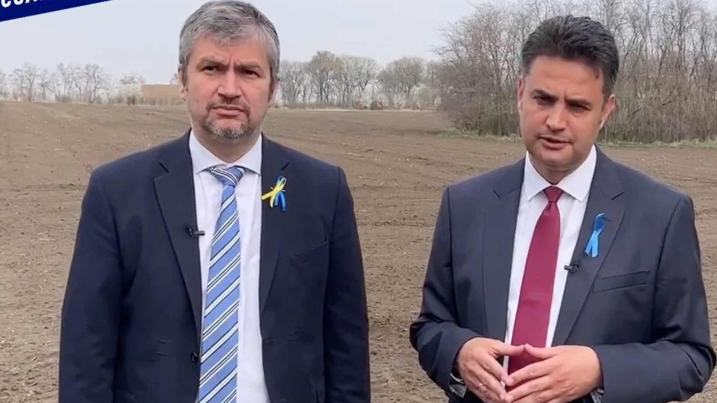 márki-zay péter civilek pártja hadházy ákos