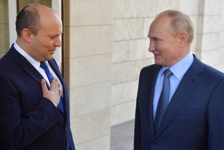 Mindenkit meglepett: Odáig duzzadt a botrány, hogy Putyin bocsánatot kért