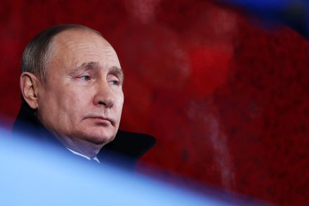 Vlagyimir Putyin állandóan orvoscsapattal van körülvéve – mondja az egykori vezető brit kém