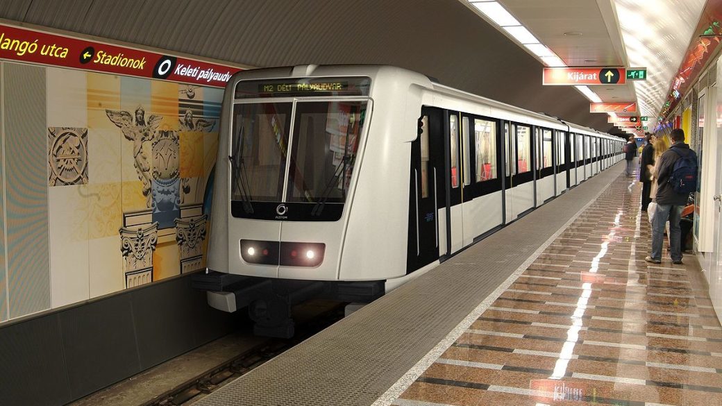 2-es metró beleszaladt férfi elvágta a torkát