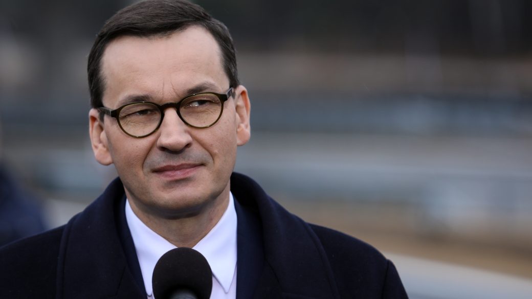 Mateusz-Morawiecki-lengyelorszag-oroszorszag