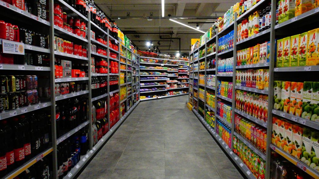 kereskedelmi dolgozo kirugas duhroham borosuveg
