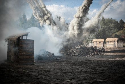 Amerikai nehézfegyverrel semmisítettek meg egy orosz bázist – Videón a pusztítás