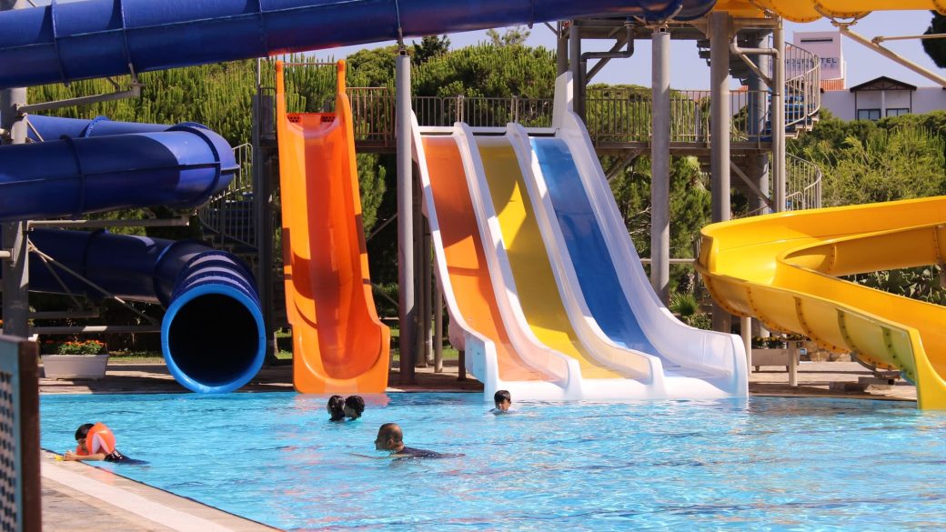 Yasmili Araujo vizicsuszdapark baleset lezuhant