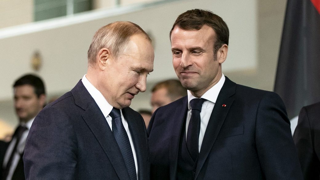 emmanuel-macron-vlagyimir-putyin-telefonbeszelgetes