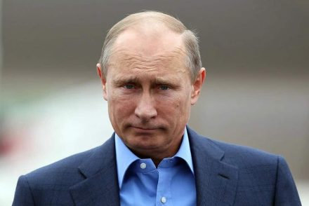 Az MI6 vezetője szerint Putyin nagy kudarcot szenvedett Ukrajnában, és az erői kifogyhatnak a lendületből