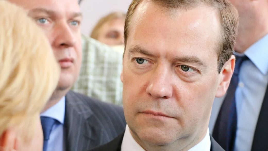 dmitrij medvegyev gazar energiaar energiavalsag