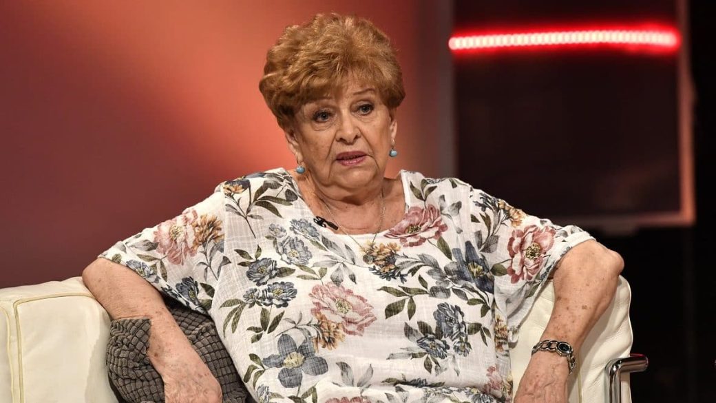 pasztor erzsi szineszno nyugdija kata-szigoritas
