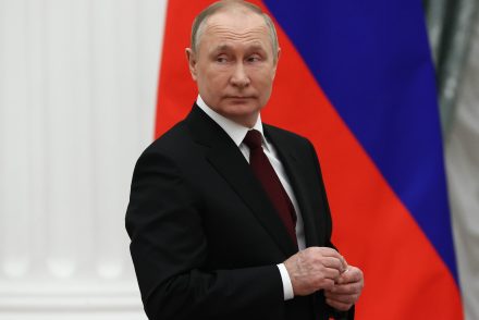 Sorra zuhannak ki ablakokból Putyin ellenségei – Véletlen halálesetek lennének?