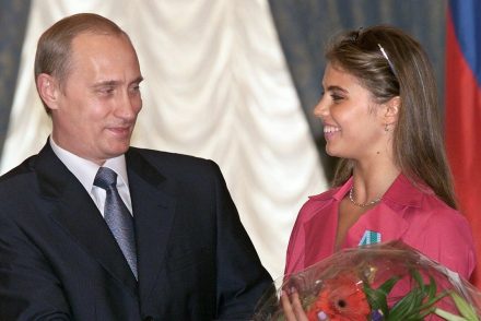 Rejtély Putyin szuperjachtja körül, amelyet szeretője használhatott
