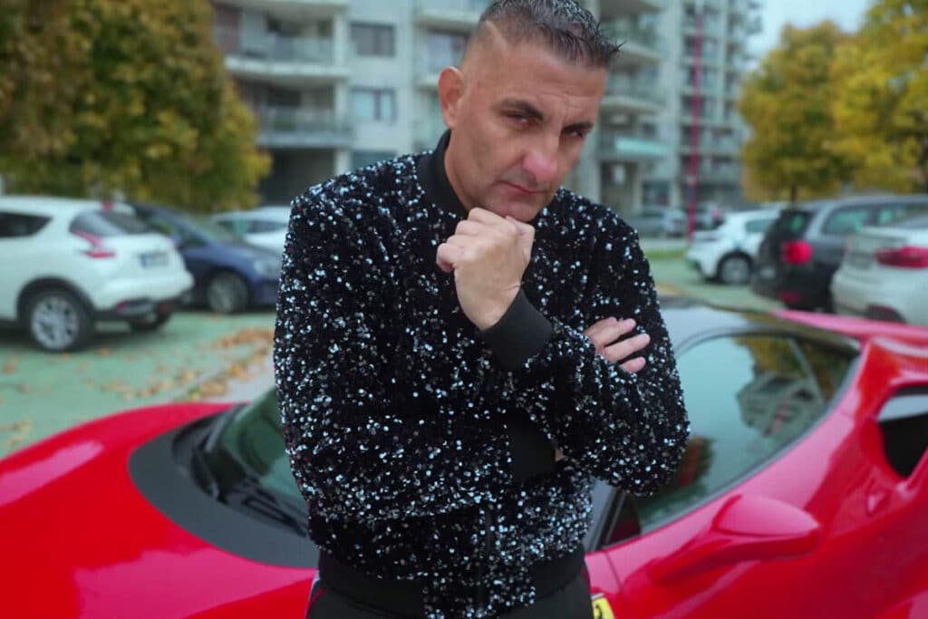 Gaspar Gyozo Romantic Videoklip Orban Viktor Ferrari