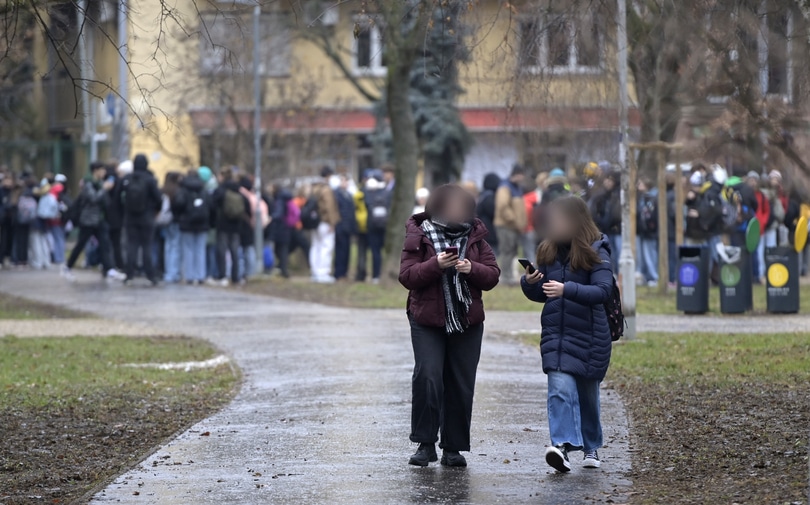 bombariado magyarorszagon iskolak