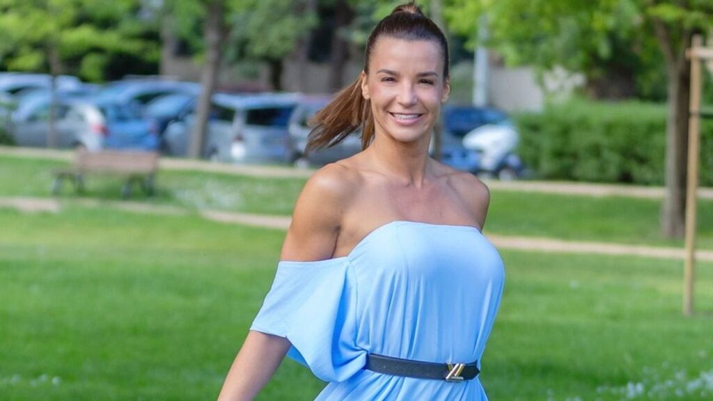 Berki Mazsi Luxusutazasok Influenszerkedes