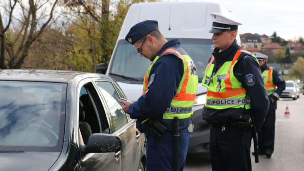 Csalas Debrecen Rendorseg