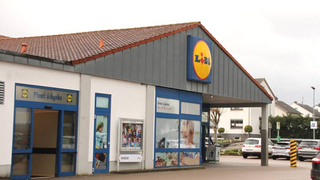 Lidl Nyugdijas Verekedes