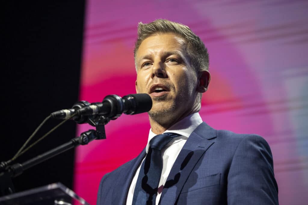 Magyar Peter Tisza Fideszes Beruhazasok Vizsgalata